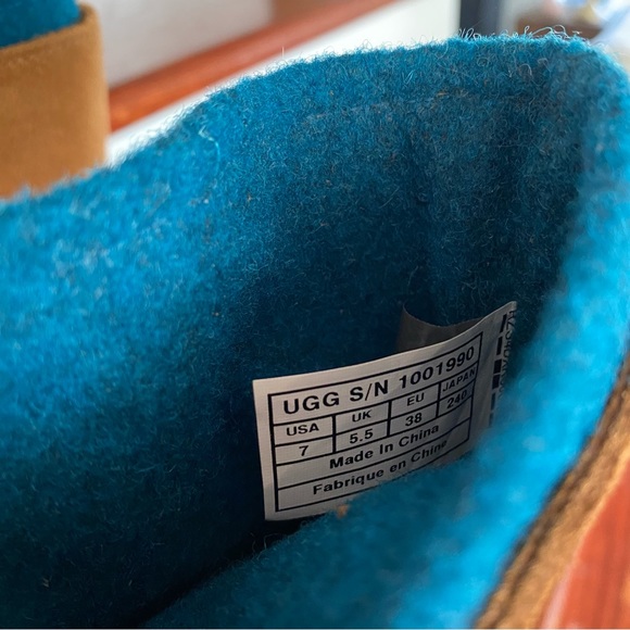 UGG Fabrice Lace Up Boots Rubber Heels Tan Suede Blue Wool 7 - Picture 10 of 10